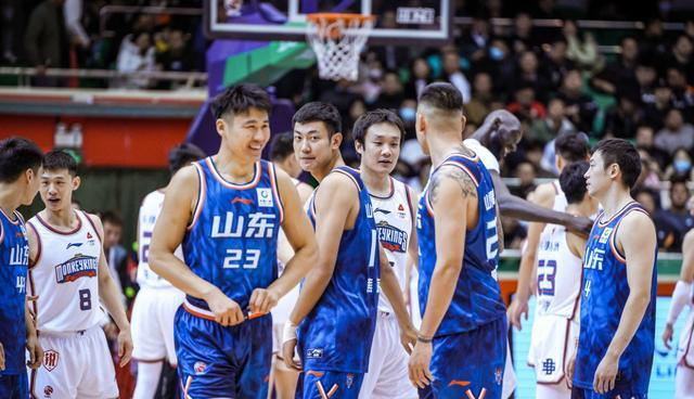 合同正式到期山东队顶薪内线拒绝退役渴望携手陶汉林卷土重来