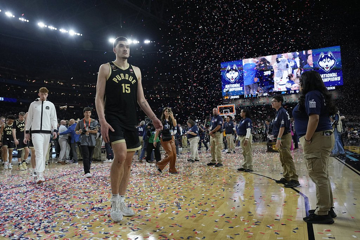 无缘冠军的周志豪在NCAA依然交出了出众的答卷。 本文 CFP 图