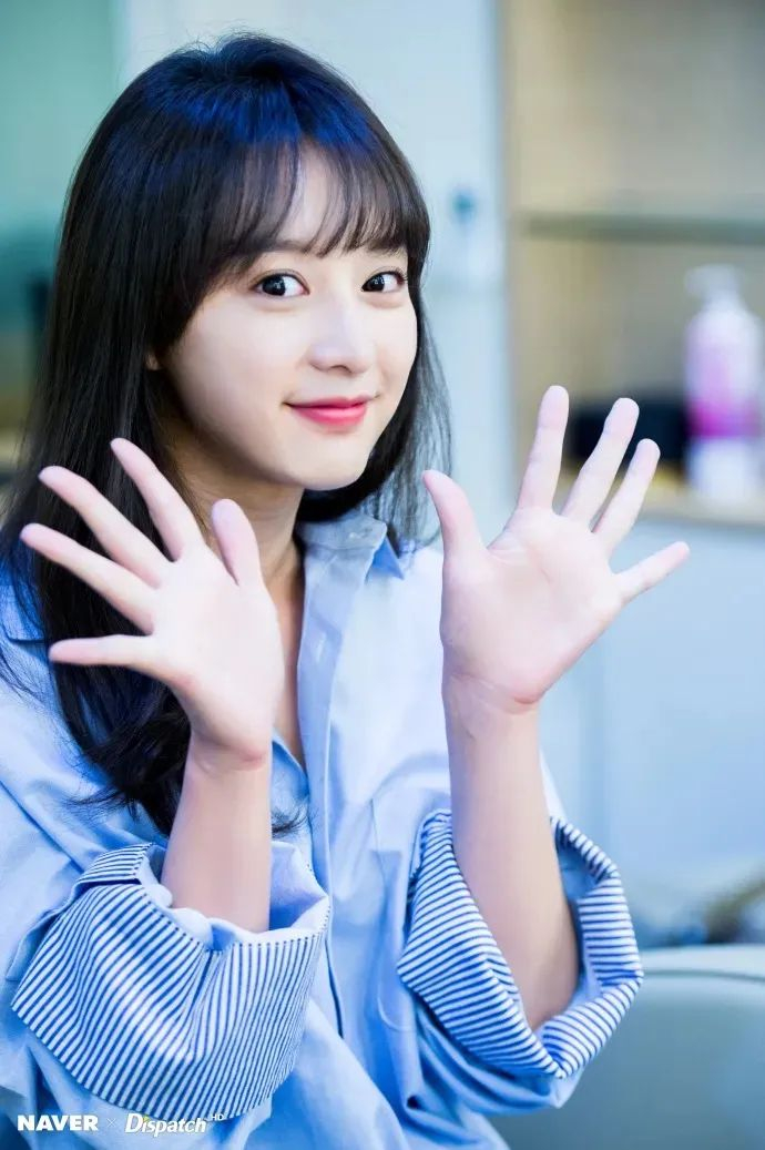 眼泪女王|金智媛|我的解放日志_新浪新闻