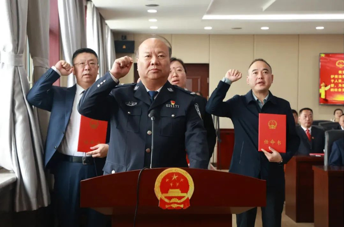 山西:1名副区长新任,3名副区长被免职|山西省|大同市|党员_新浪新闻