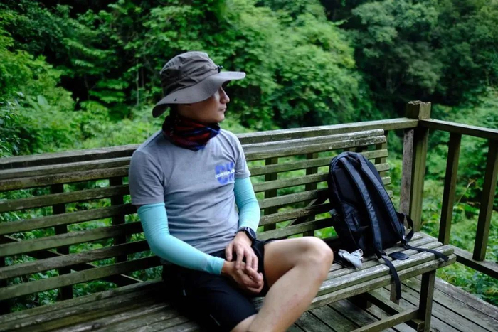 郑小驴:骑士的旅途|骑鹅的凛冬|1966年的一盏马灯|骑士_新浪新闻