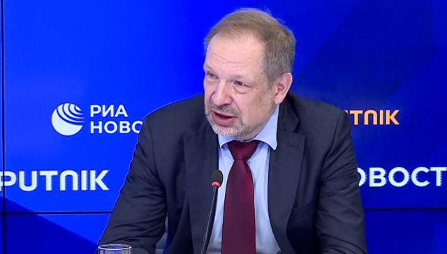 俄罗斯科学院航天研究所所长阿纳托利·彼得鲁科维奇 视频截图 