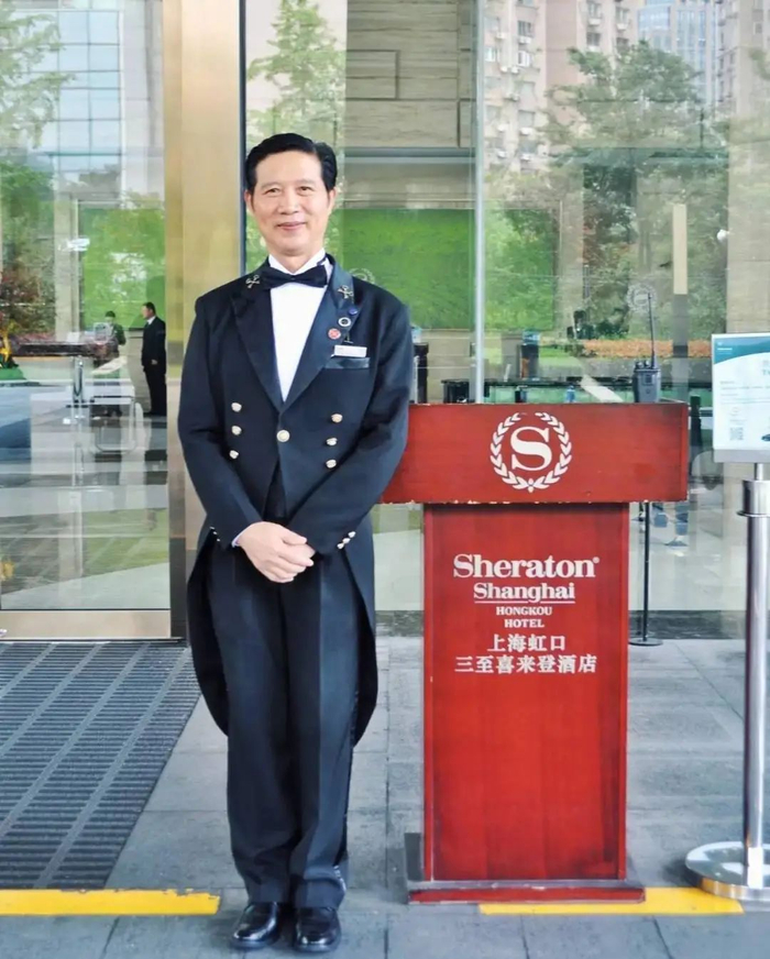 他们是奢华酒店的门面却正在消失