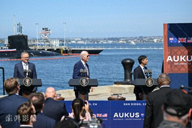 去年3月，美英澳首脑在美国圣迭戈举行AUKUS会面。图自澎湃影像 