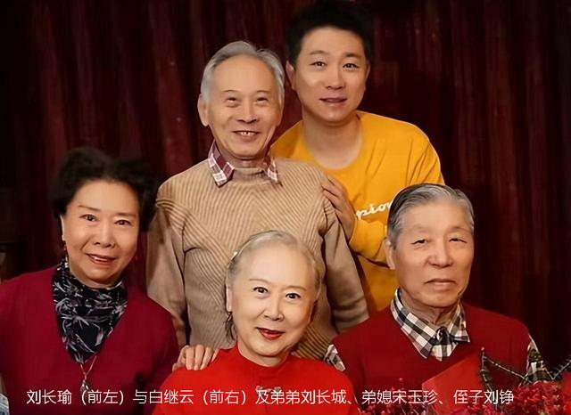 但就算是这样,刘长瑜也没有打消不让孩子学戏的念头.