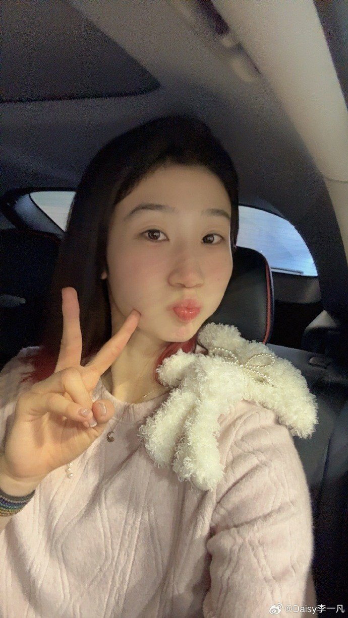 新疆女篮球员李一凡晒照:时间和我都在往前走|新疆|女篮_新浪新闻