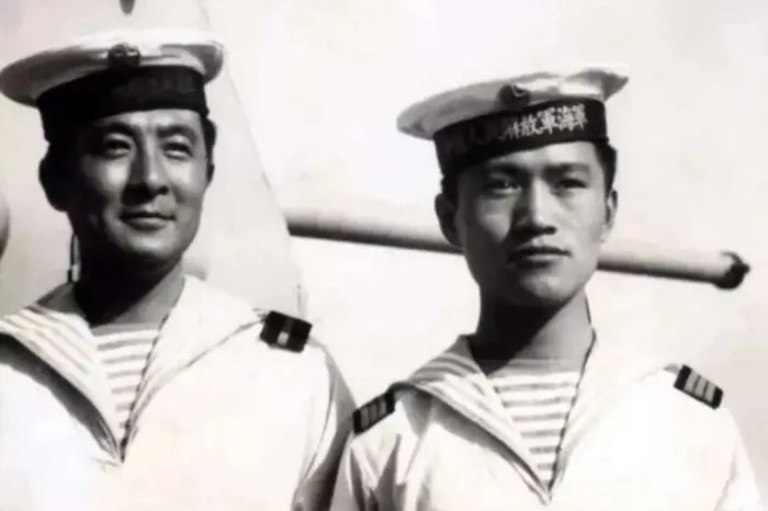 牛犇在电影《海魂》中饰演水手小虞。来源：“上影集团”公众号