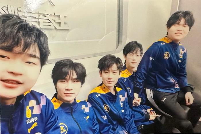 kpl选手无畏:迷雾漫漫,终有明天|春季赛_新浪新闻