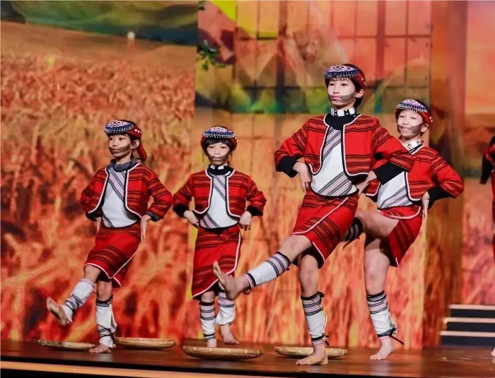 官宣舞出好少年海峡专场落地福建