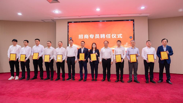 广东省普宁商会会长陈凯旋表示,将充分发挥商会桥梁纽带作用,助力招商