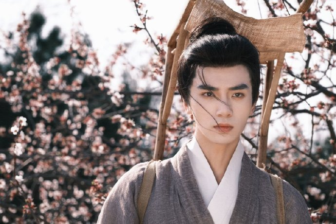 吴希泽_新浪新闻