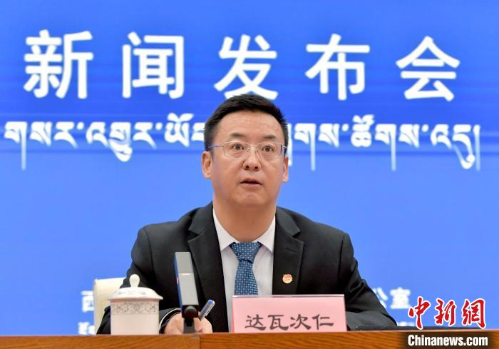 共青团西藏自治区委员会副书记达瓦次仁介绍,通过实施西藏青少年培根