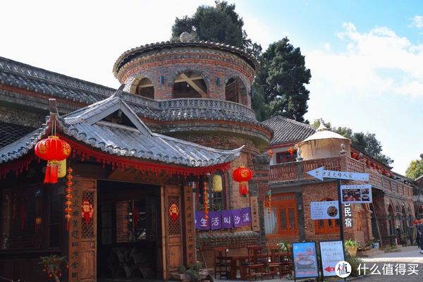 如果时间比较多,沙溪古镇周边的村落也很好逛,像半山咖啡,又喜咖啡