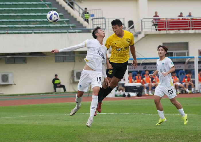 广东广州豹 1:0 深圳青年人