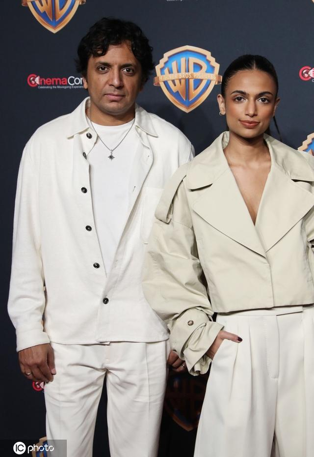 锤哥安雅亮相电影产业大会华纳专场疯狂的麦克斯前传米奇17号等亮相