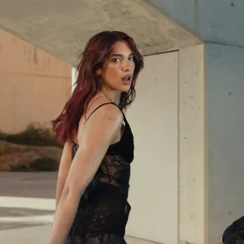 dua lipa 新单官方mv预告释出 mv将于北京时间4月12号下午6点发布