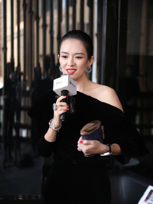 章子怡不仅电影演的好 这颜值更算是顶级骨相美的存在了吧