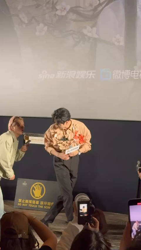 谁还没看到惜花芷现场胡一天挑战张元英转圈啊