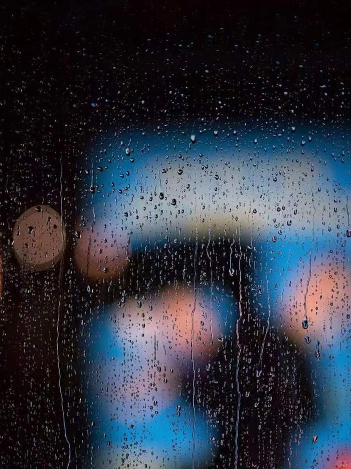 谁懂雨天独有的潮湿暧昧艺外