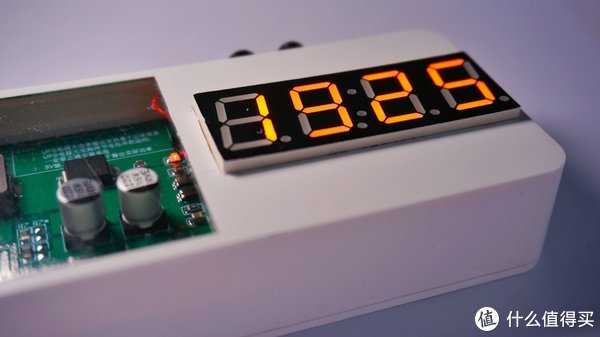 20元手搓电路板风格时钟