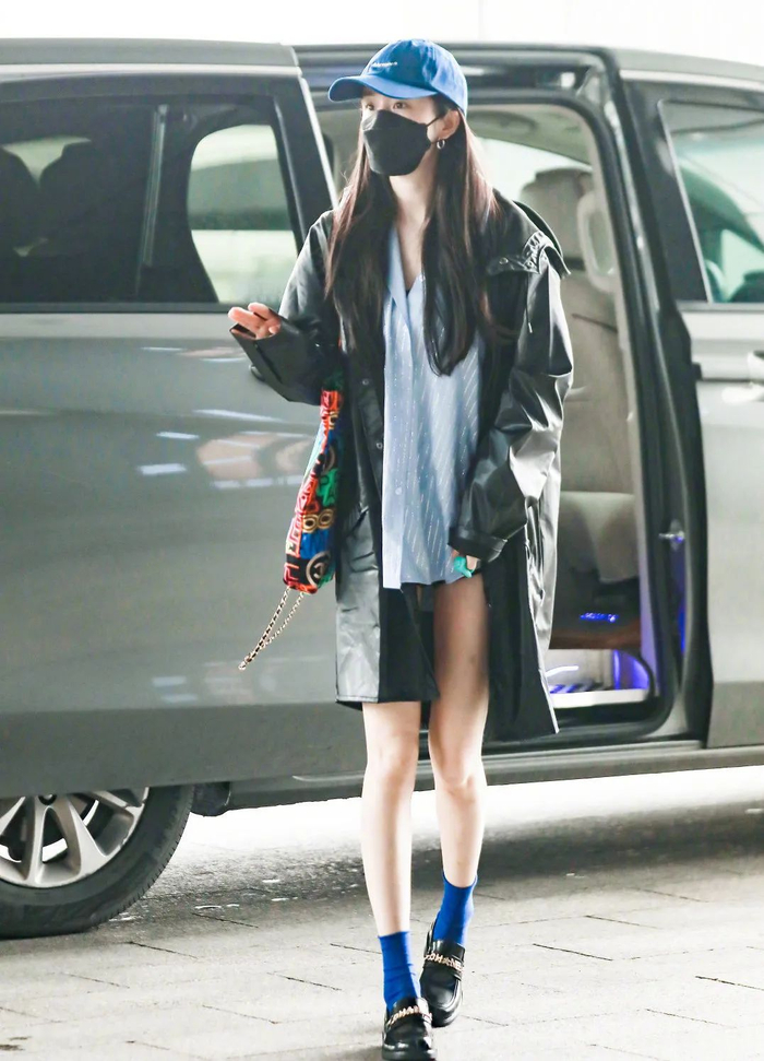 杨幂|棒球帽|盘扣_新浪新闻