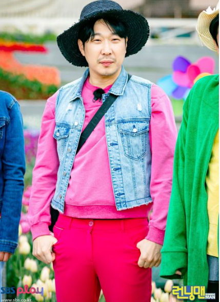 runningman新海报刘在锡金钟国haha与梁世灿下身失踪超爆笑