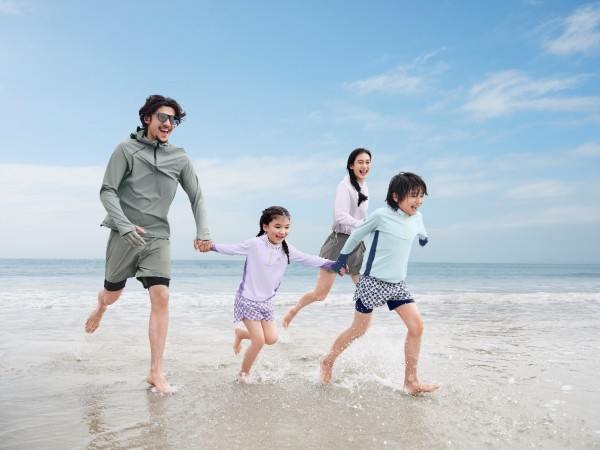 户外活动激发童装消费:唯品会儿童防晒衣翻倍增长__财经头条