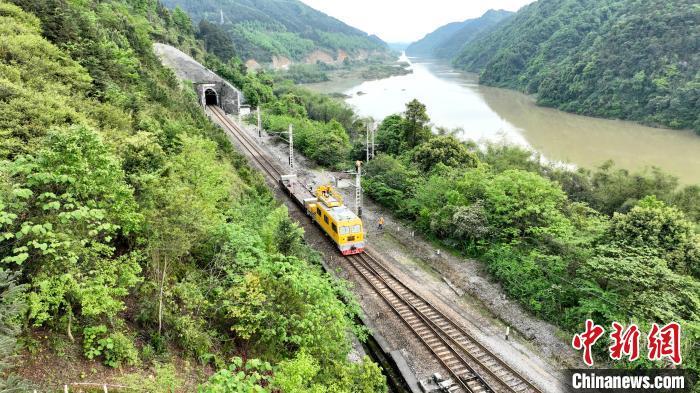 广西焦柳铁路二线图片