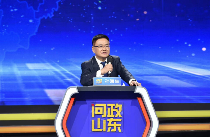 在今晚节目现场,山东省科技厅党组书记,厅长孙海生表示:"通过上次电视