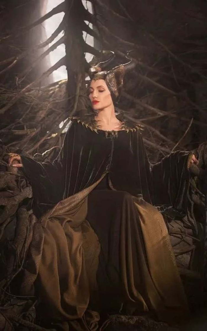 即没有男主,只书写了公主自个儿的篇章;但哪怕是《沉睡魔咒》里的女巫