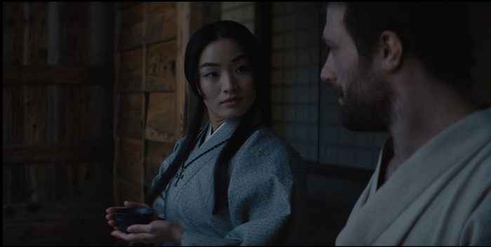 剧中的布莱克索恩与户田鞠子