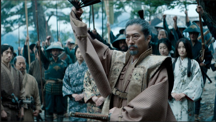 真田广之饰演的吉井虎永