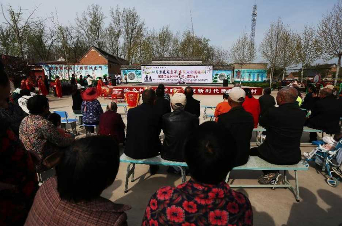 杞县组织开展"我眼中的大美中原"摄影采风创作活动|梨花节_新浪新闻