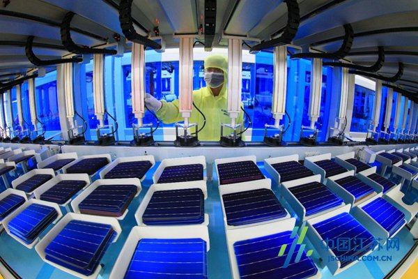 盐城经开区光电产业园区笃行实干强产业凝心聚力谋发展