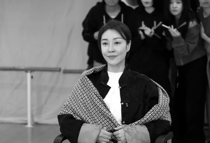 70年前牛庄路万人空巷的这一幕,即将重演了|福芝芳|张露|梅兰芳_新浪