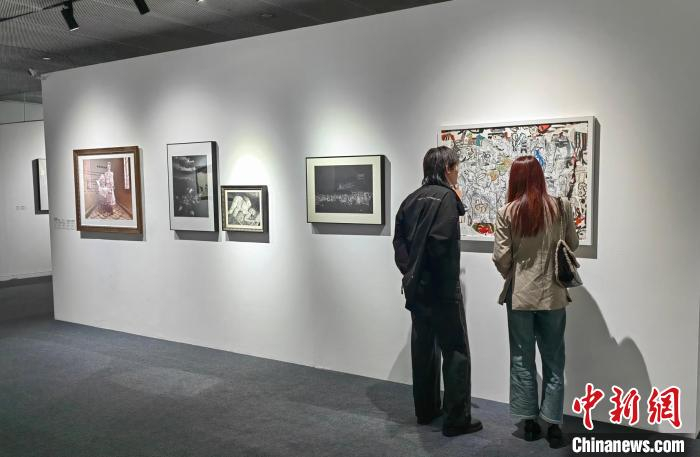 策展人,中央美术学院教授康剑飞介绍,此次展览为观众带来了15世纪颇为