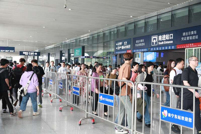广西"三月三"首日 国铁南宁局发送旅客量创历史新高|南宁市|旅客|广西