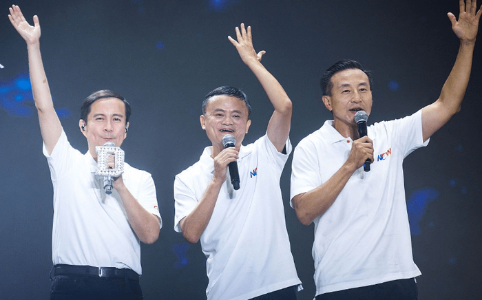 马云隐退5年后首发文:力挺蔡崇信!