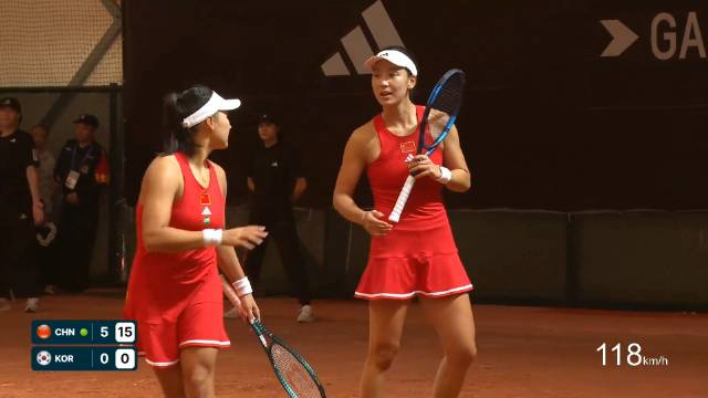 比利简金杯中韩大战第三场比赛 双打王欣瑜郭涵煜首盘
