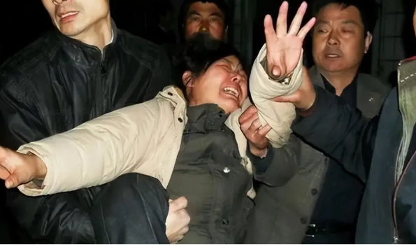 没想到第二天,却突然传来了高飞宇死亡的消息.