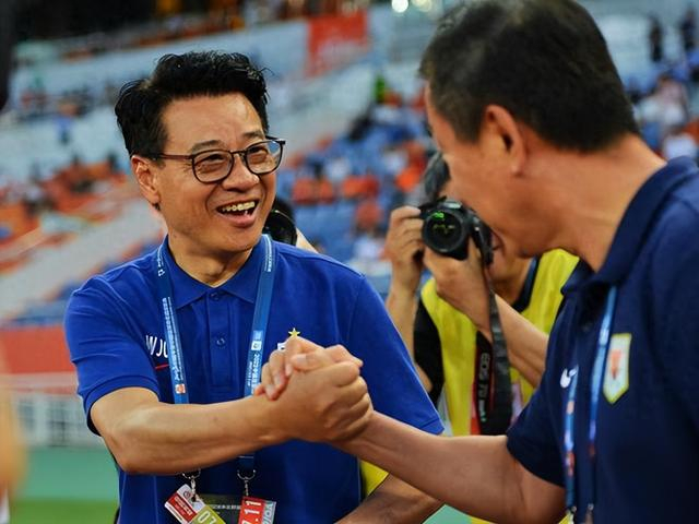 范志毅炮轰吴金贵连教练起码的认知度也没有当年为何不回申花