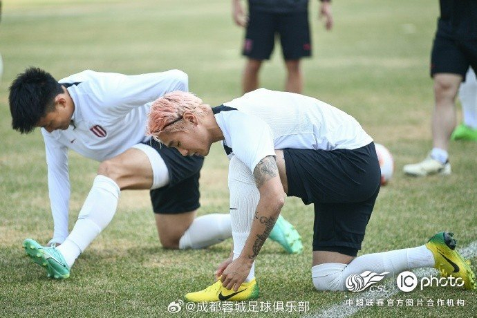 徐正源:蹇韬,李扬已完成手术 面对任何对手都要展现成都队特色|徐正源
