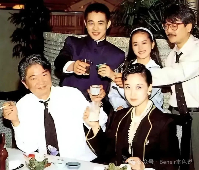 蔡澜夫人方琼文：什么样的女人能接受老公一生61个女朋友，不离婚|倪匡|金庸|香港|狄娜|太太_新浪新闻