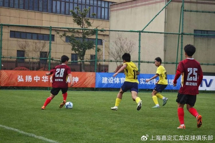 最后一轮,上海嘉定汇龙面对安徽省蚌埠市第三中学.