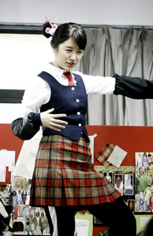 JK底下穿运动裤（图/《我的野蛮王妃》）