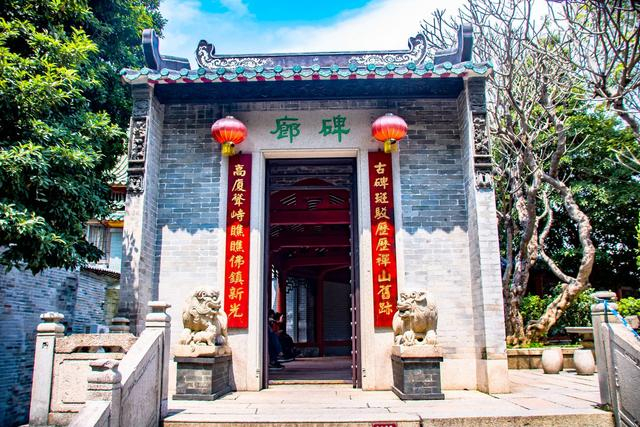 佛山祖庙,被誉为"岭南古建筑的瑰宝",探秘岭南地区的民俗文化