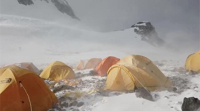 2017年时候的4号营地，海拔8000米。拍摄：曾燕红