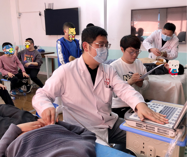 汉滨区中医医院走进安康市慈幼康复托养中心开展医疗