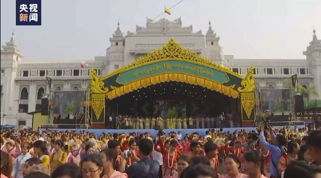 缅甸泼水节庆祝活动开启民众喜迎缅历新年