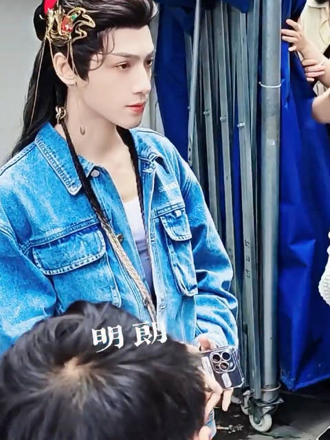 罗云熙水龙吟新发饰这剧造型多到我数不过来了一次次刷新我的惊艳值